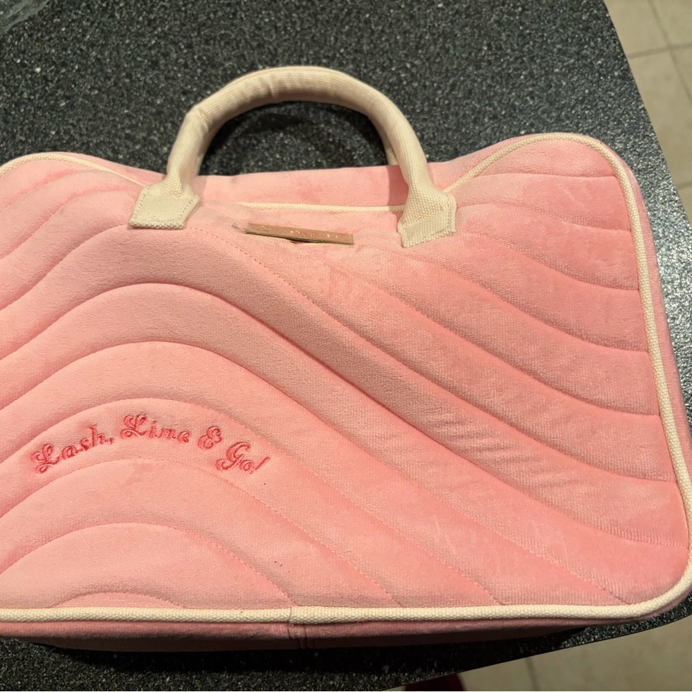 Benefit Pink Quilted Travel Cosmetic Bag Double Zip See all PICS